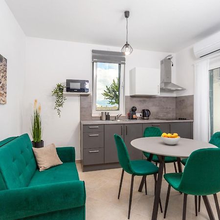 Divine Apartments Baška Екстериор снимка