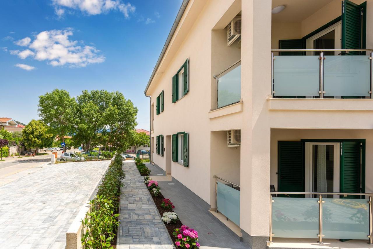 Divine Apartments Baška Екстериор снимка