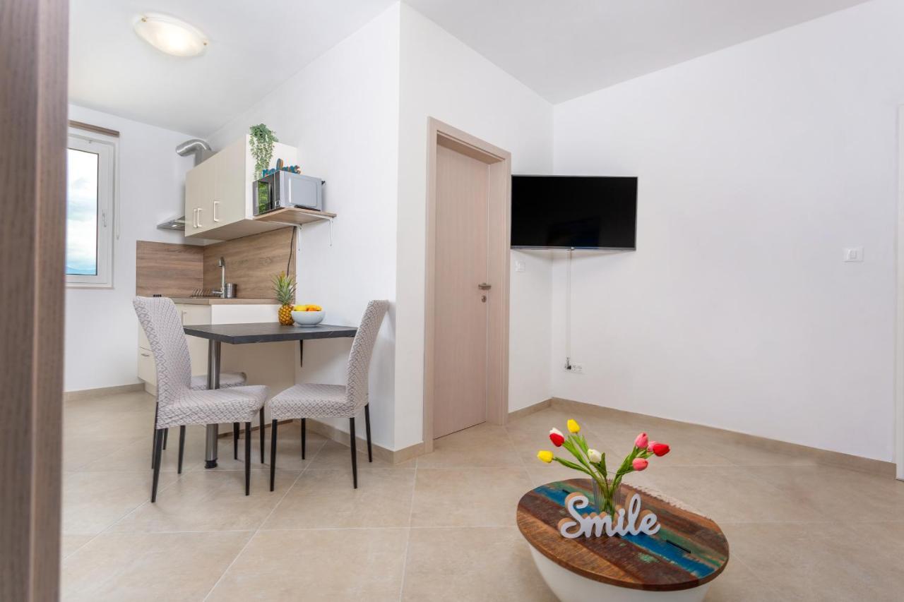 Divine Apartments Baška Екстериор снимка