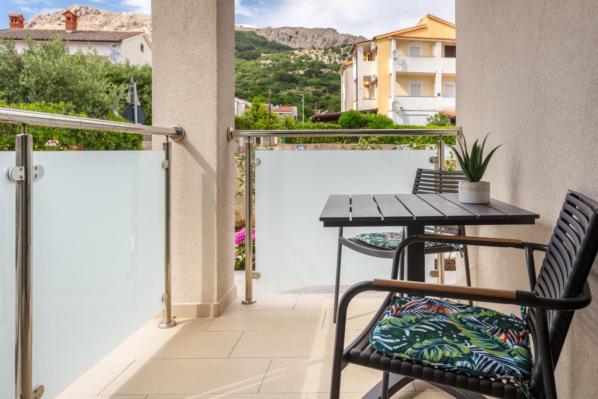 Divine Apartments Baška Екстериор снимка