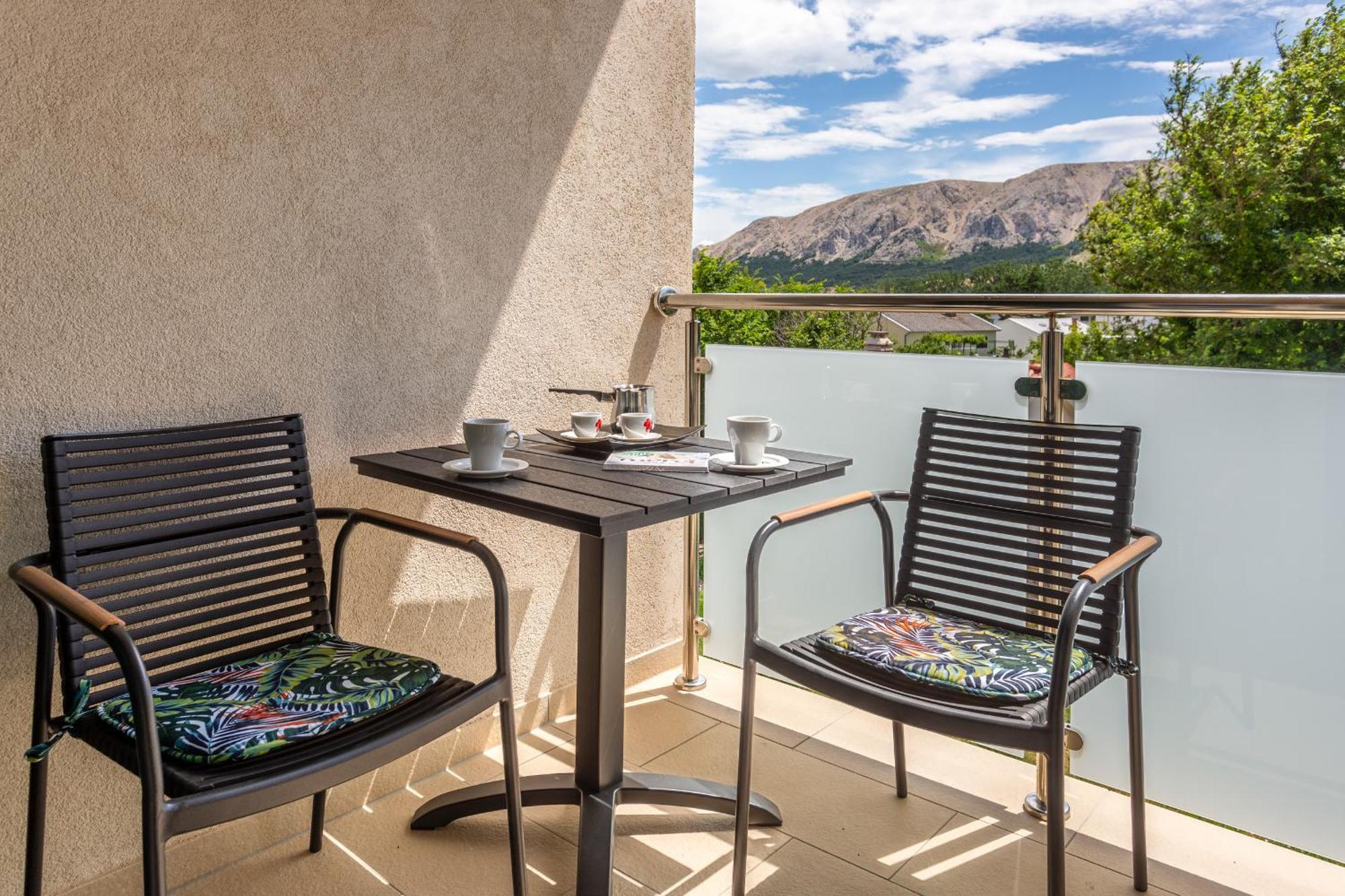 Divine Apartments Baška Екстериор снимка